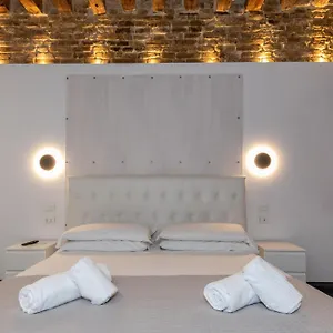 giorgiapartaments-black-exclusive-and-luxury-spa.hotelslidodijesolo.com/