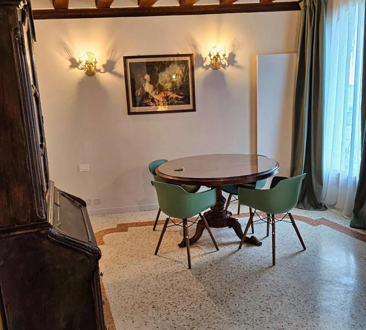 San Simeon Apartments Venice